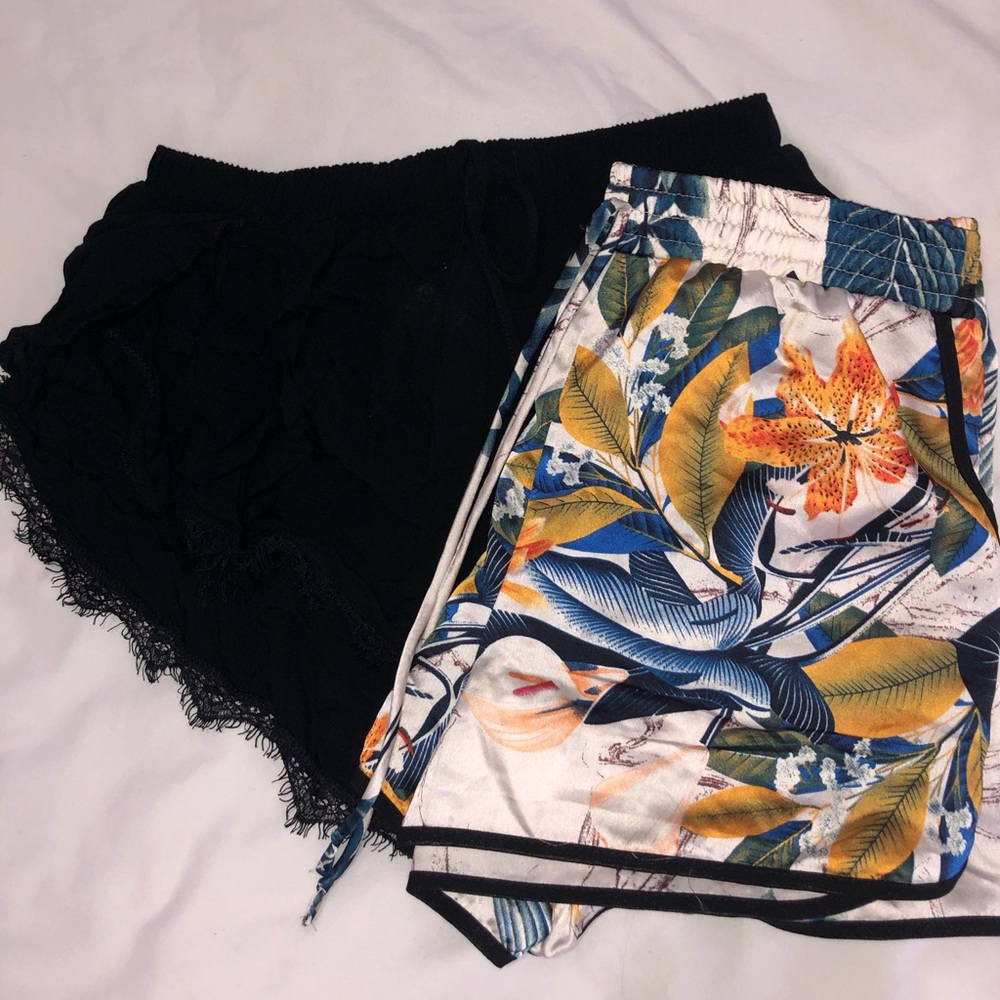 2 pack of fabric shorts!